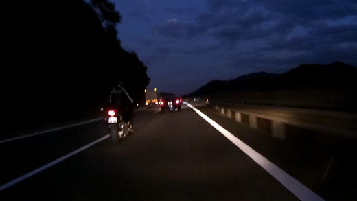 17 高速-石川PA.mp4_snapshot_01.06_[2014.10.29_20.51.22].jpg